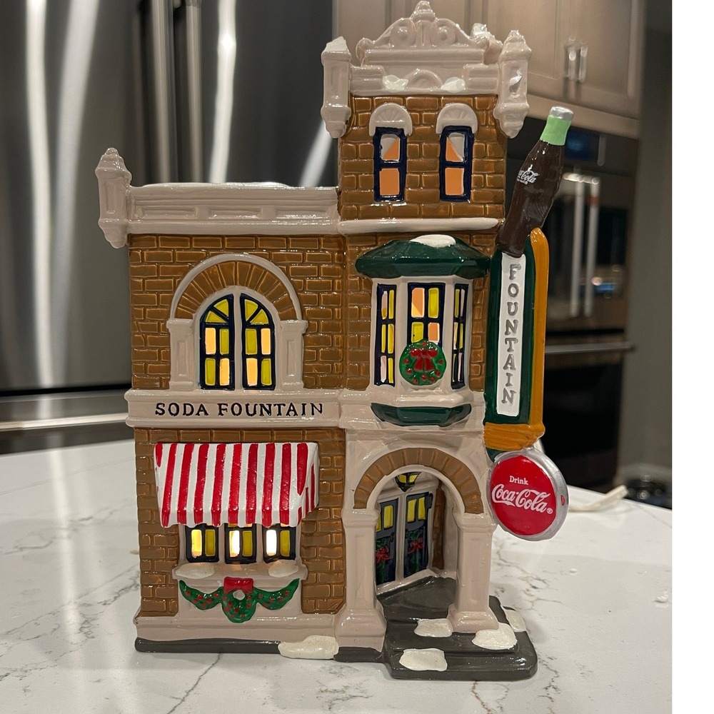 Department 56 Coca-Cola CORNER STORE and DELIVERY TRUCK Set